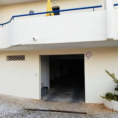 Appart Bleu Azur à Olhos D'agua 5mn De La Plage. *